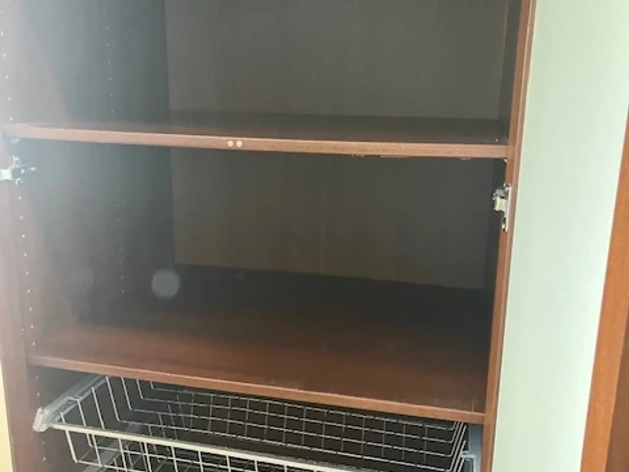 Billede 10 - Flot skab gives væk gratis