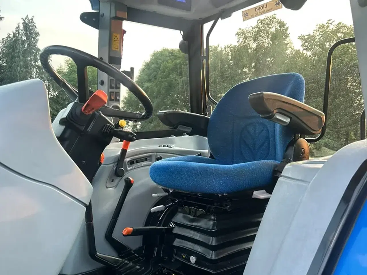 Billede 5 - Traktor - New Holland T5060