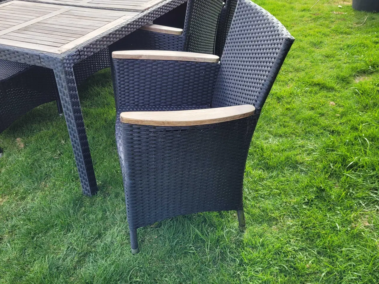 Billede 2 - Sort rattan havemøbelsæt 