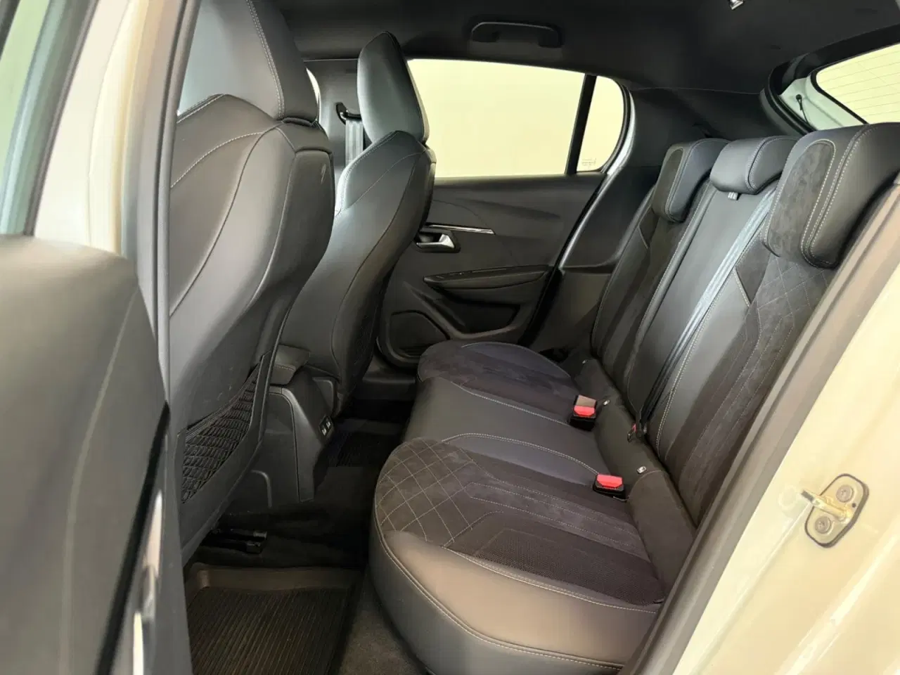 Billede 9 - Peugeot e-208 50 GT