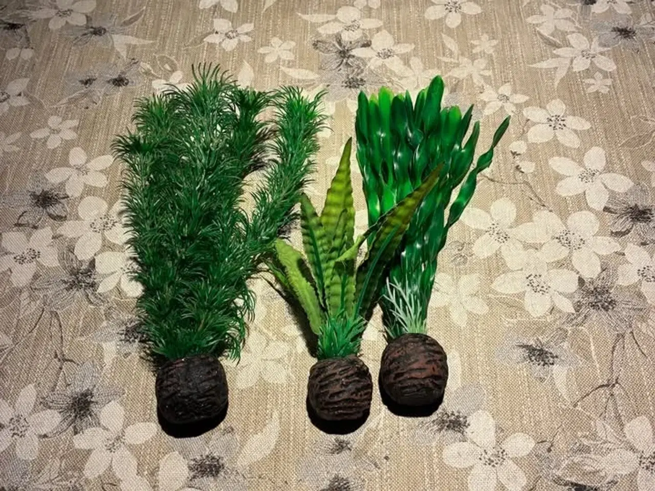 Billede 1 - Akvariedekorationer