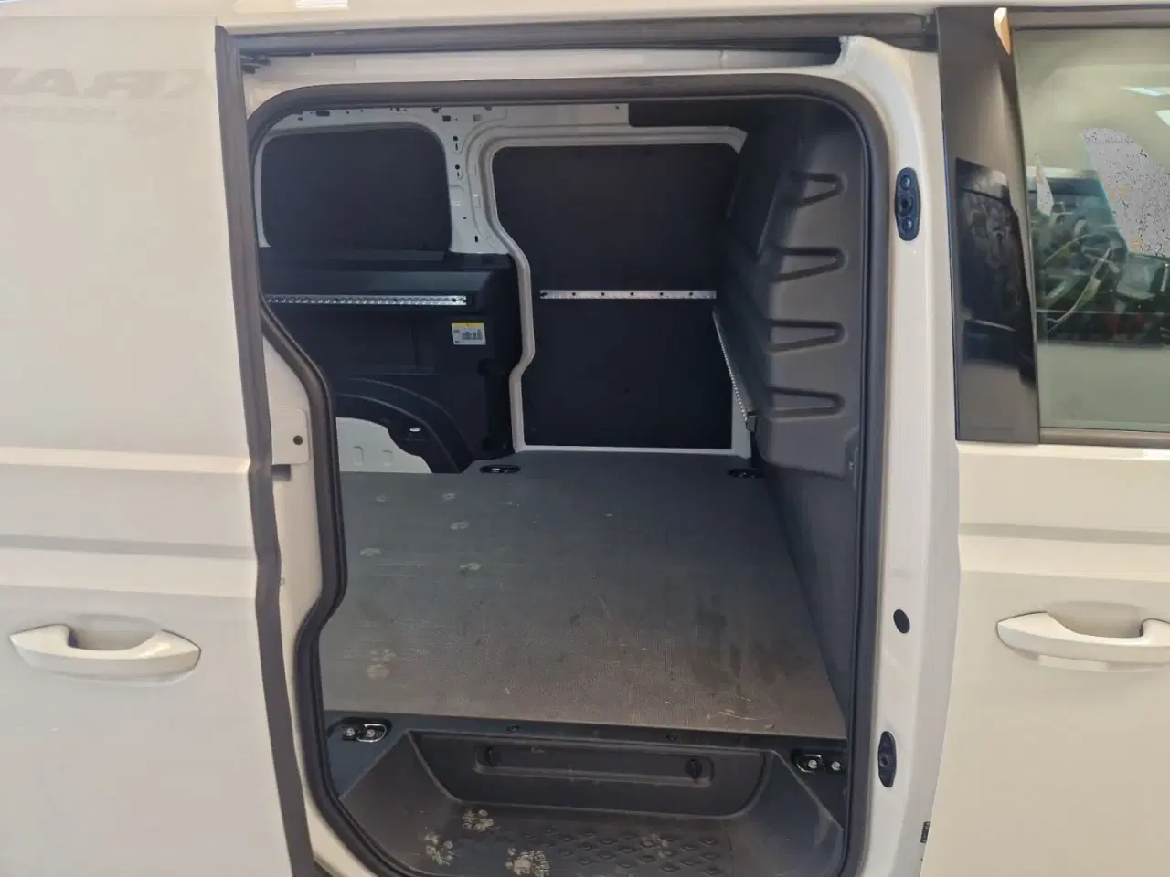 Billede 9 - VW ID.Buzz 77 Cargo