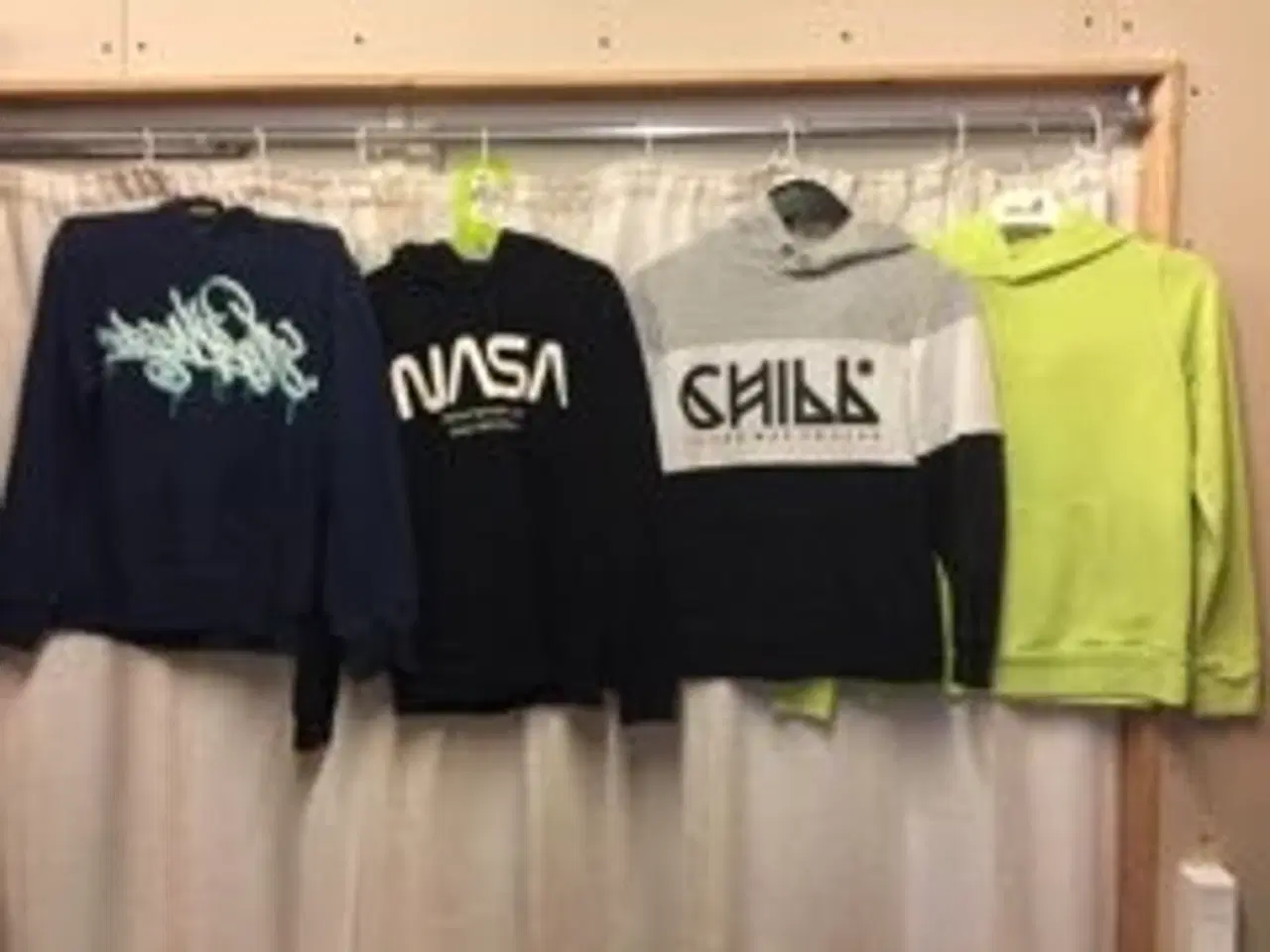 Billede 2 - Drengetøj str. 146 - 11 år