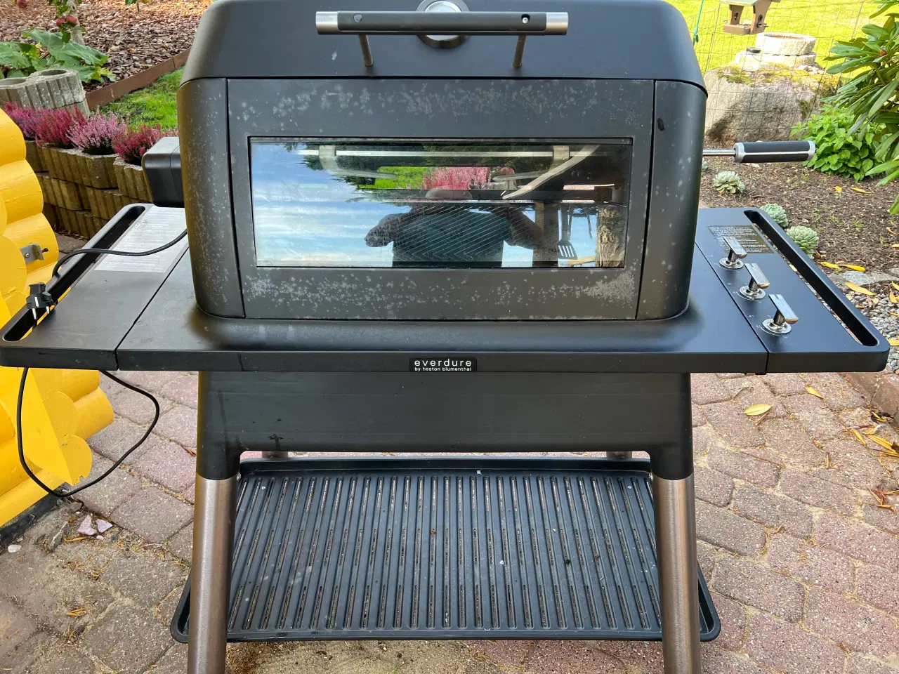 Billede 2 - Everdure gasgrill