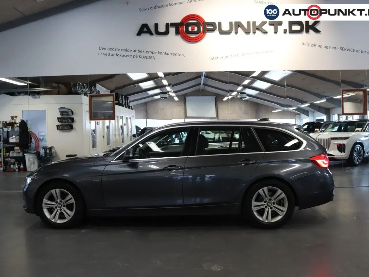 Billede 3 - BMW 320d 2,0 Touring Sport Line aut.