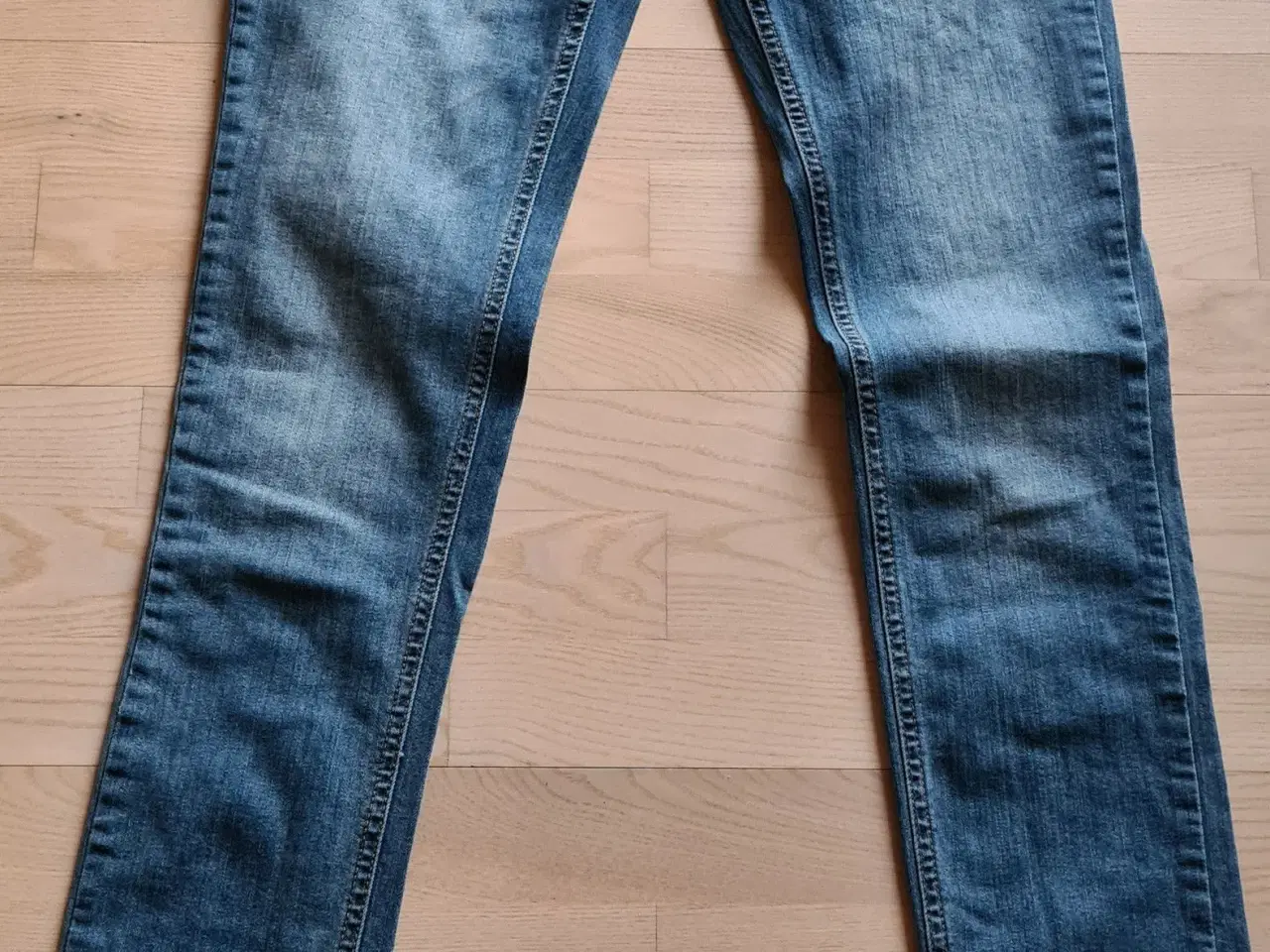 Billede 1 - Hound jeans str 16 år