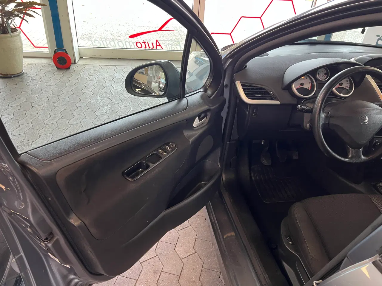 Billede 8 - Peugeot 207 1,6 HDi 90 Comfort+ 5d