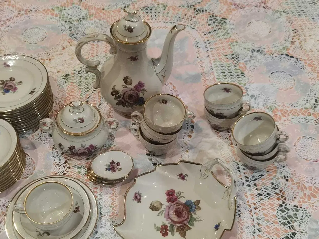 Billede 15 - LUKSURIØST OG ANTIK DANSK PORCELÆN