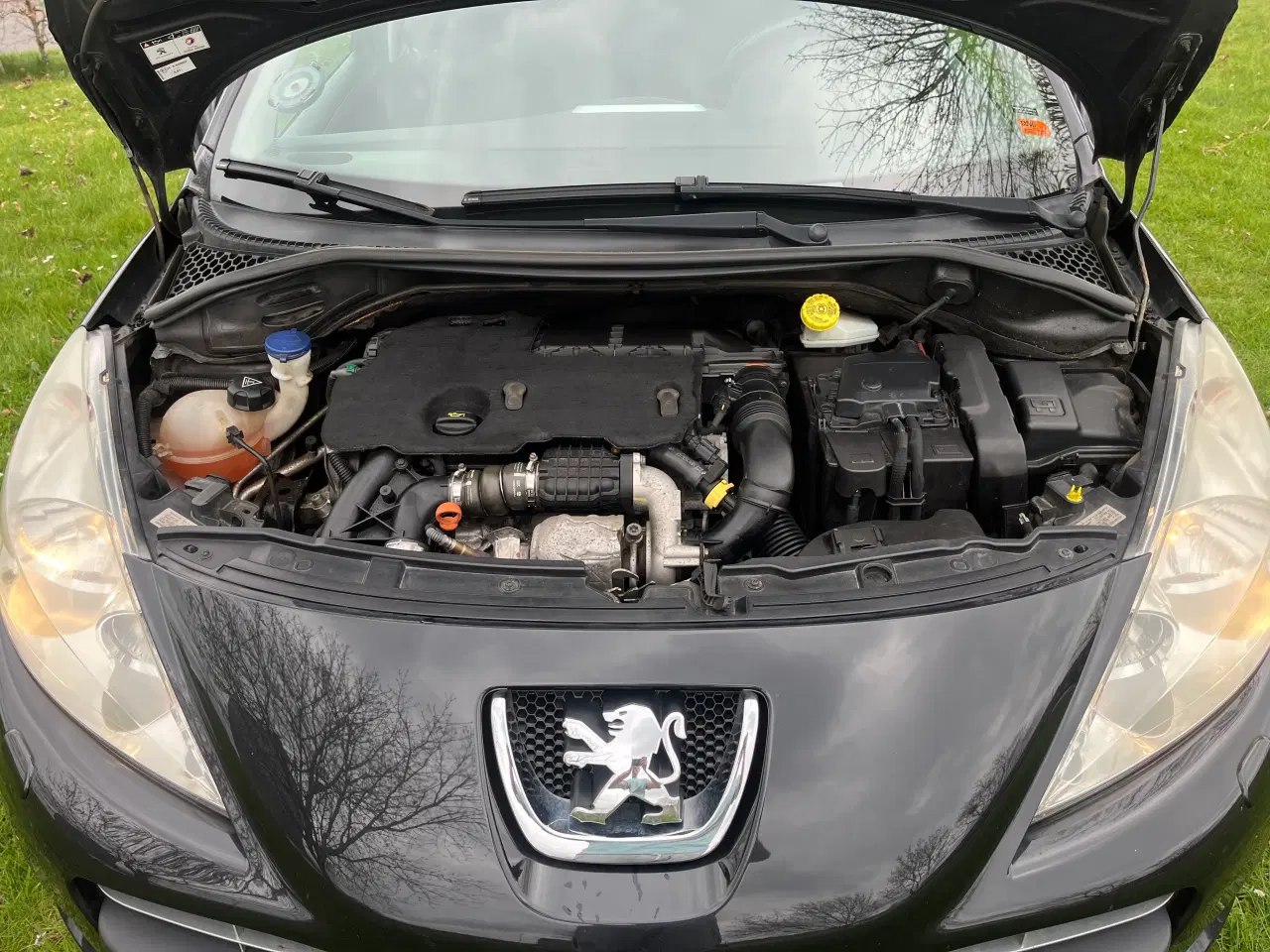 Billede 8 - Nysynet Peugeot 207 1.6 Hdi med 92 HK 2011