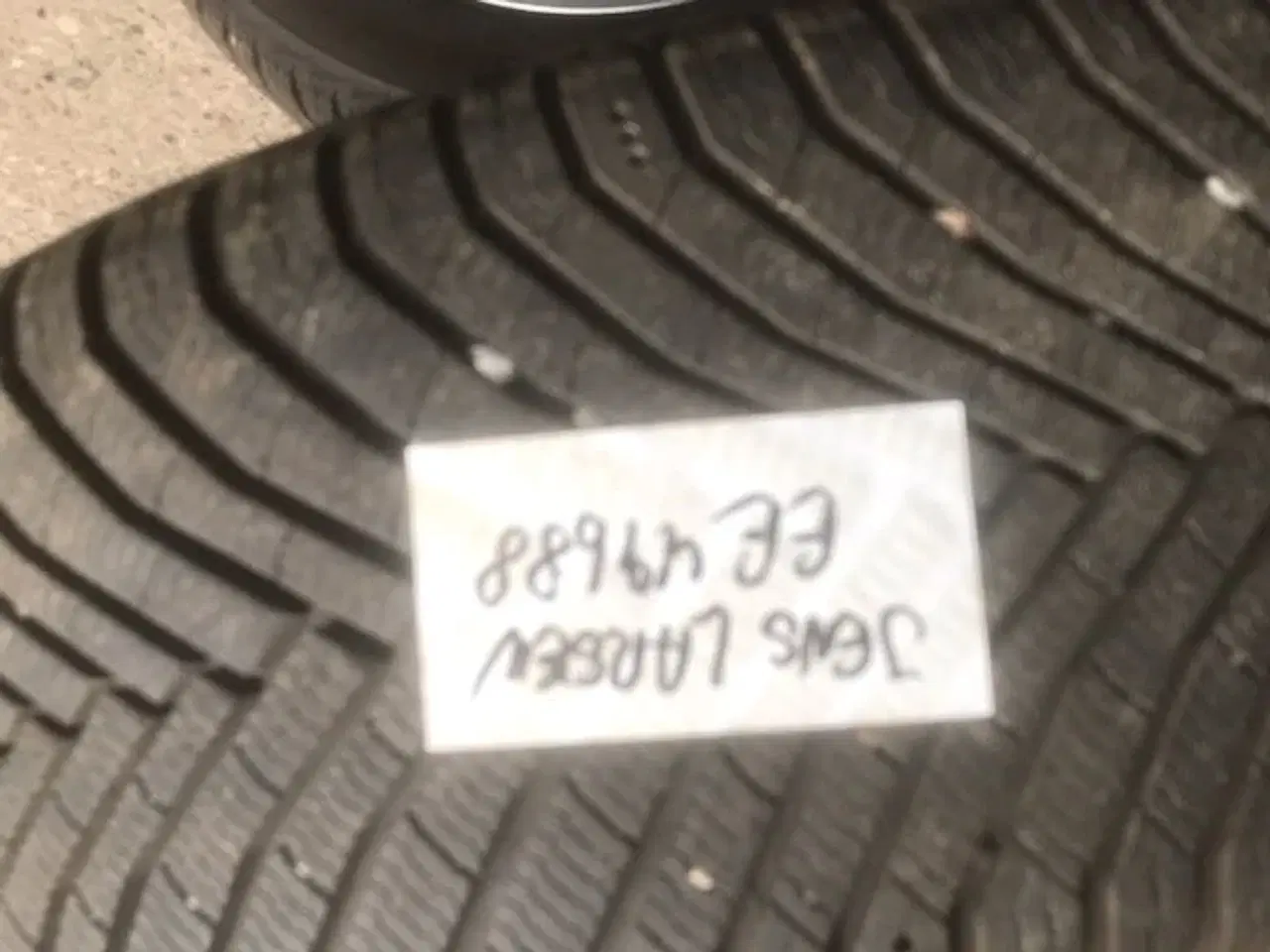 Billede 7 - Mercedes C-class Jeg har 4 Michelin dæk med  alufæ