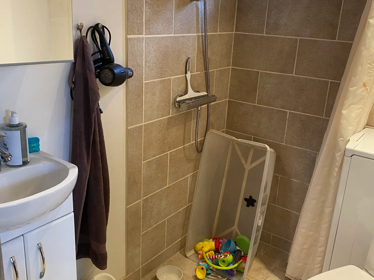 Billede 2 - Kolonihave i Enghaven havekoloni, Odense, sælges