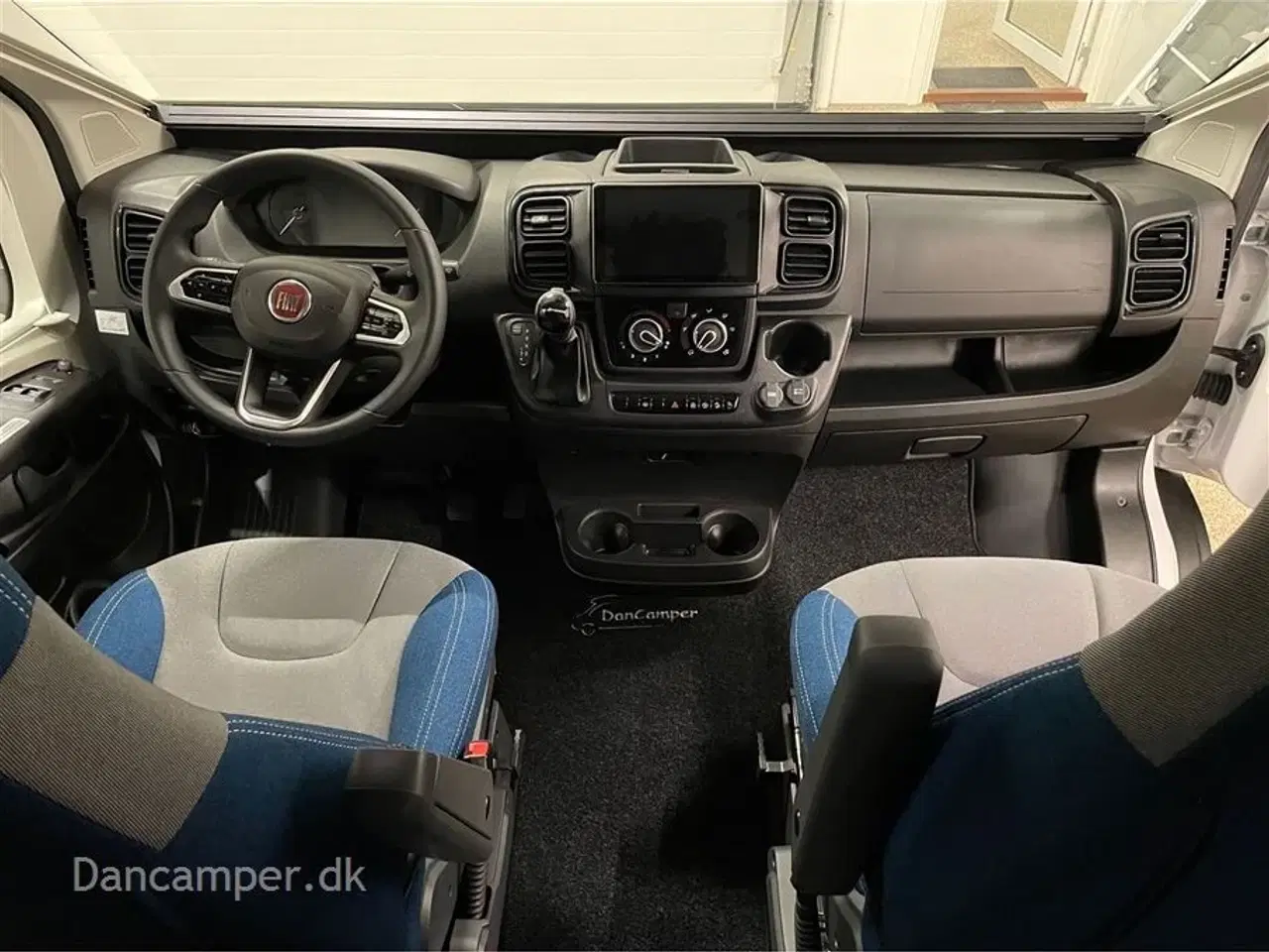 Billede 5 - 2024 - Chausson X650 Exclusive line   Camper med stor Lounge og siddegruppe, 9-trins automatgear, sænkeseng, stor garage, specialfælge, Artic, Connect- og X-tilbehørspakke ,