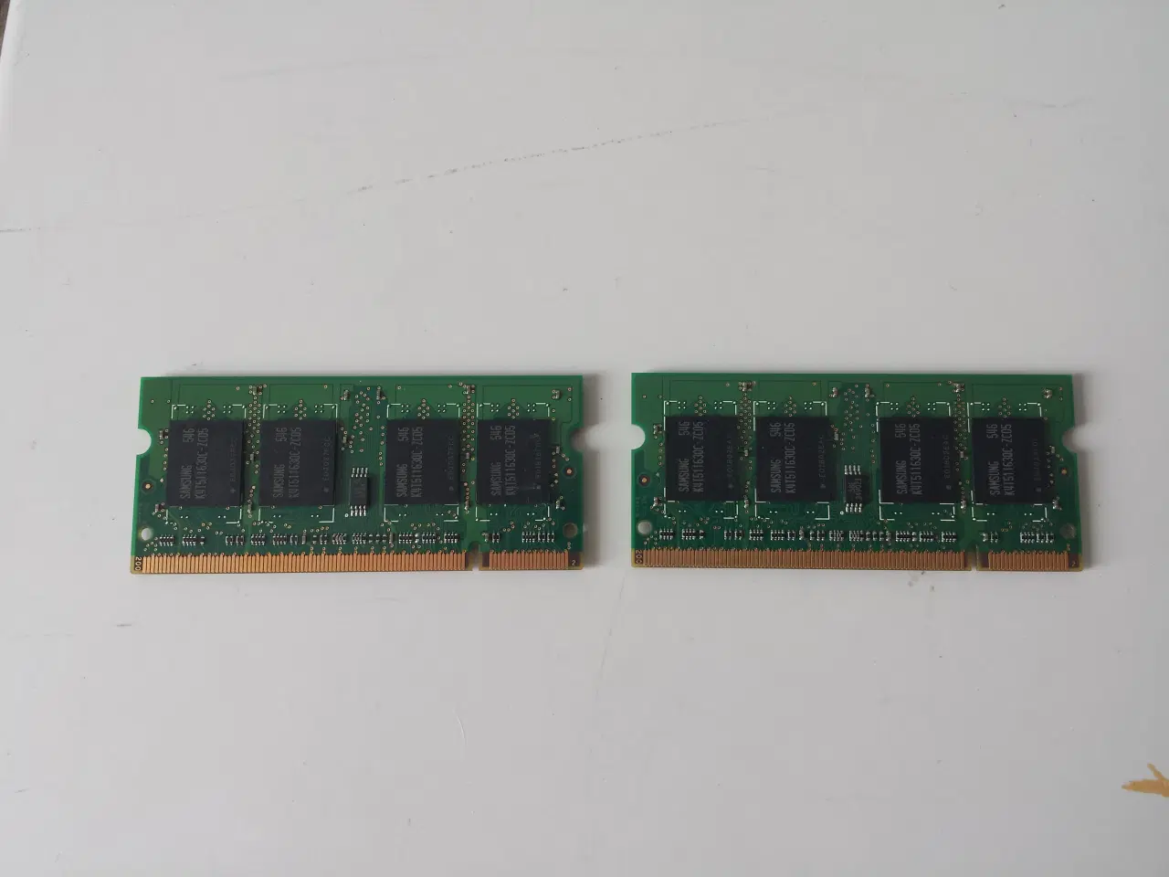 Billede 2 - Samsung 2 x 512MB DDR2 SODIMM RAM 200-pin Unbuffer