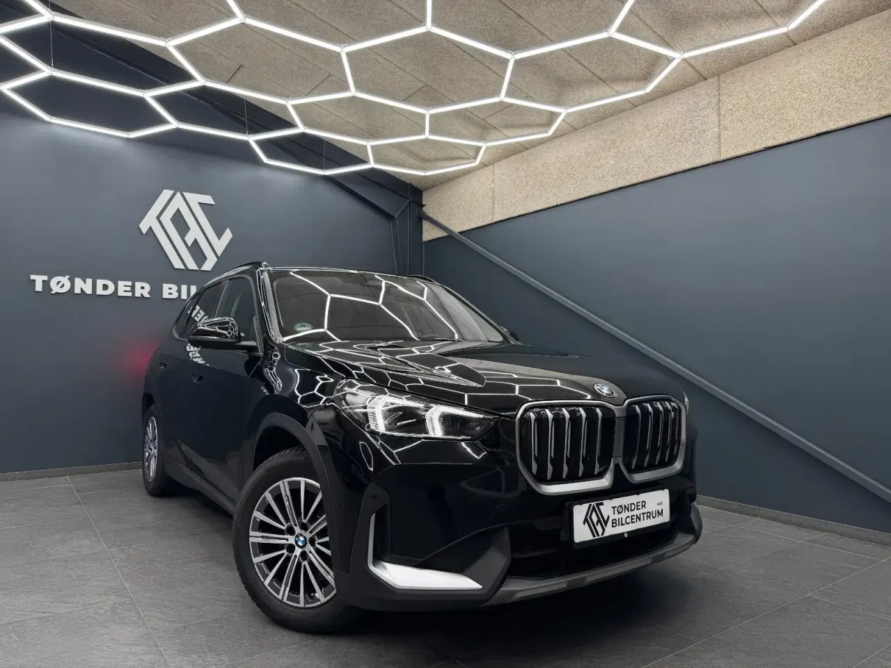 Billede 1 - BMW iX1 xDrive30