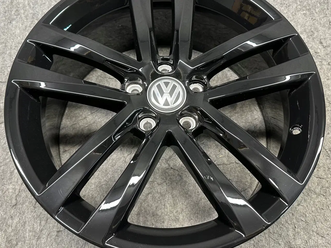 Billede 1 - VW PASSAT B7 B8 CC 561 SALVADOR 8.0" x 19" 5x112