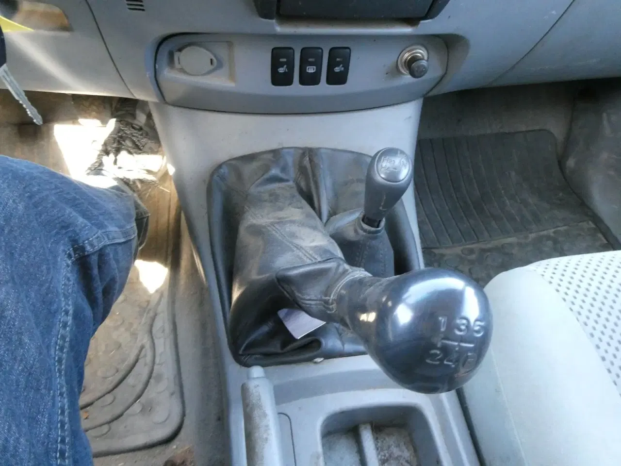 Billede 10 - Toyota HiLux 2,5 D-4D 120 Ex.Kab 4x4 SR5