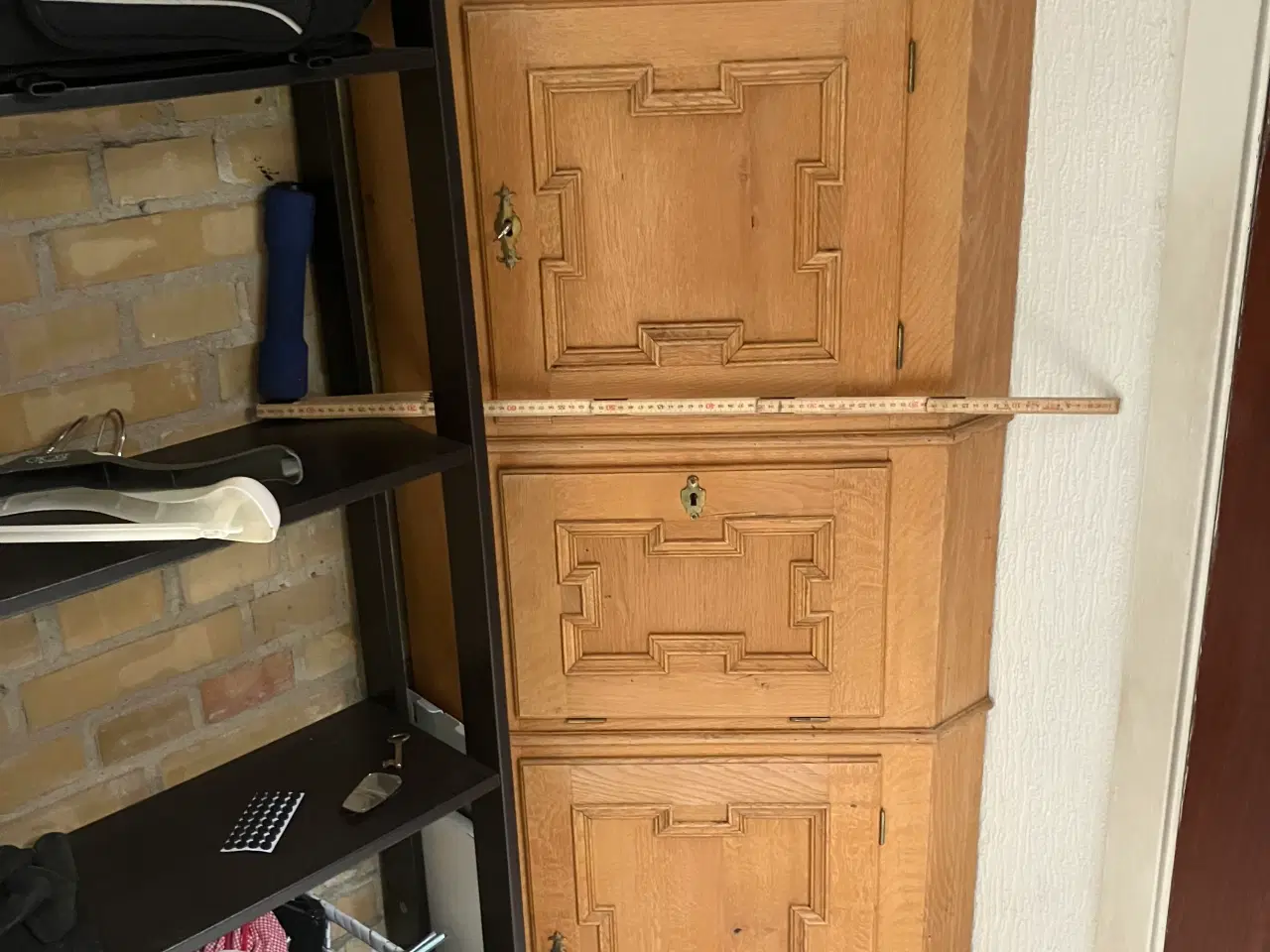 Billede 5 - Hjørneskab sælges