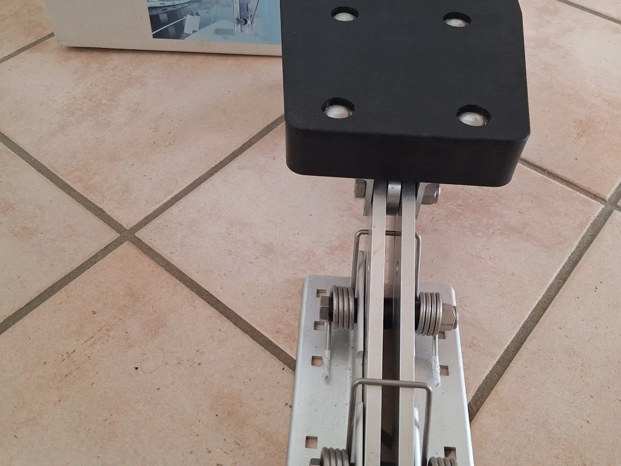 Billede 2 - Motor beslag nyt 400 kr. 