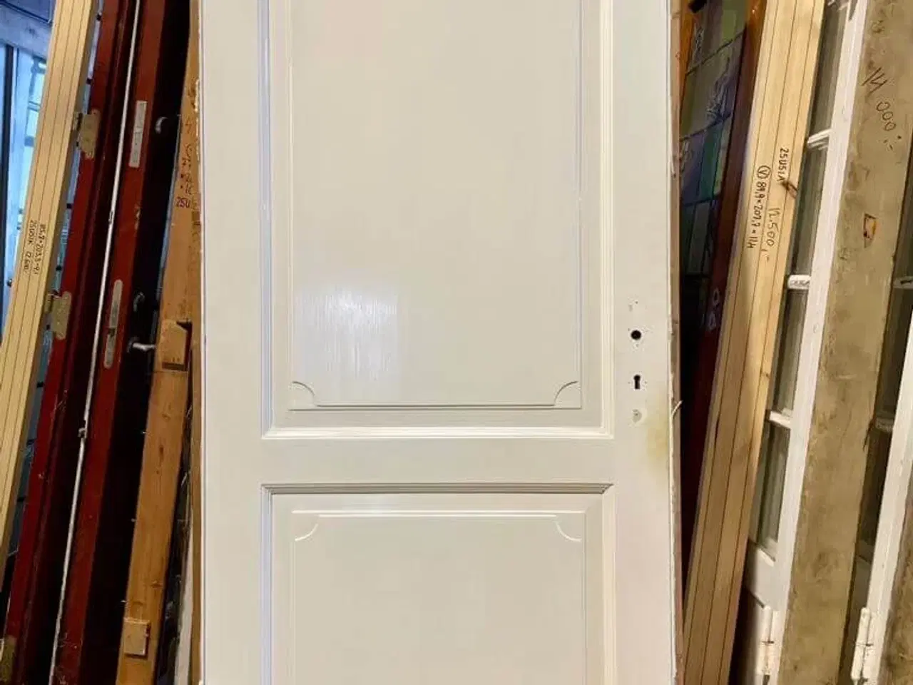 Billede 2 - Venstrehængt fyldningsdør m. fine fyldninger
