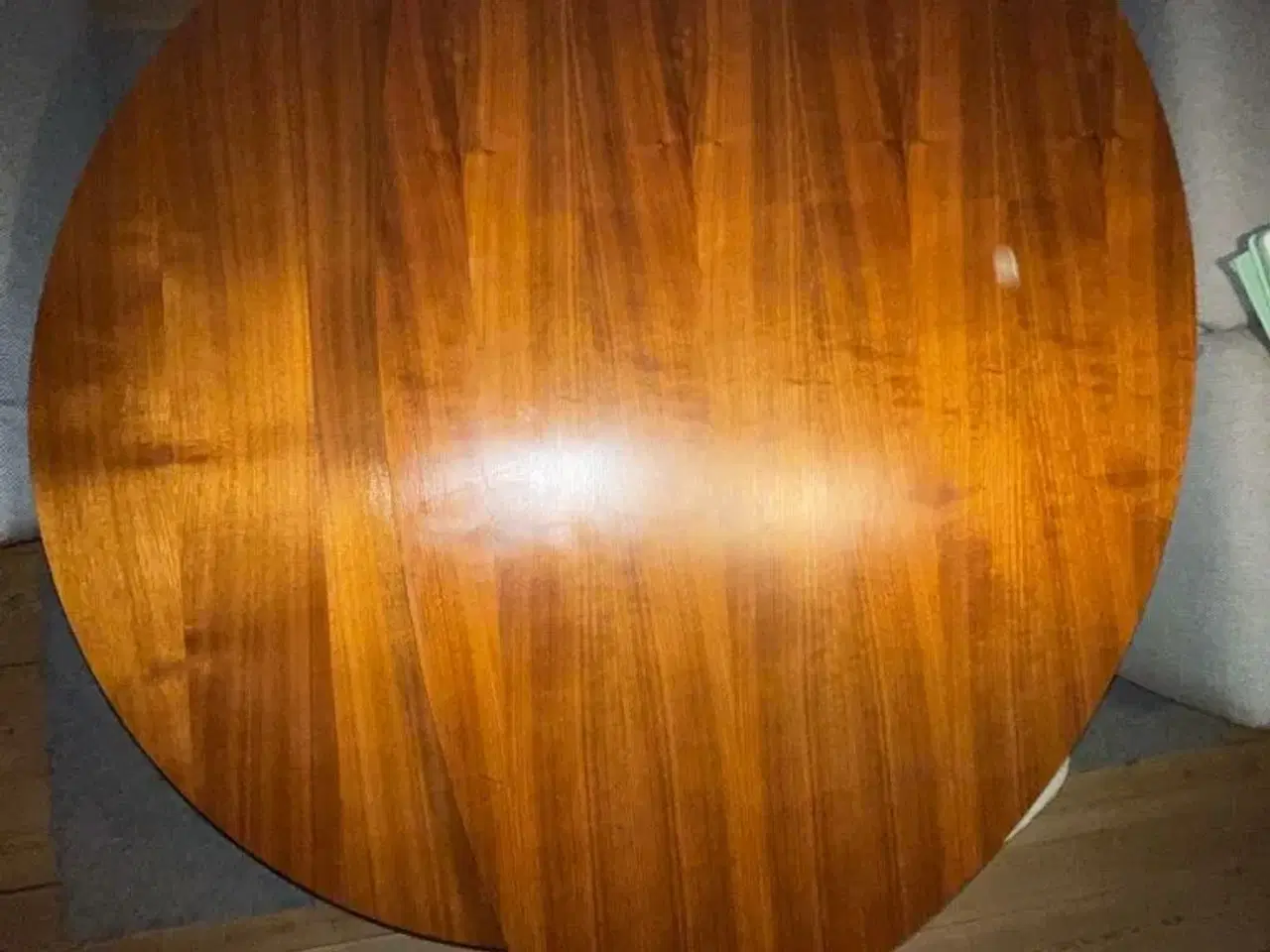 Billede 1 - Valnød stue bord