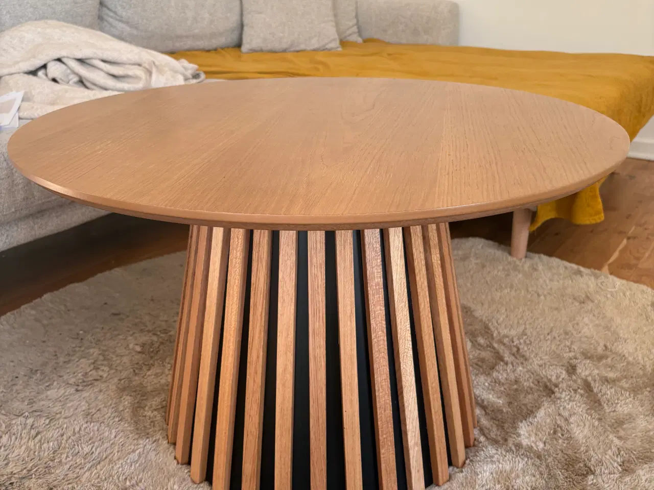 Billede 2 - Sofabord sælges