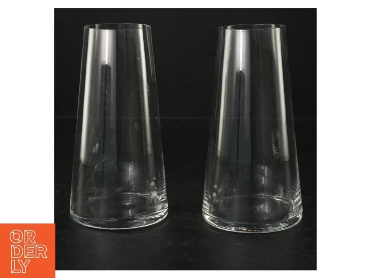 Billede 1 - Gennemsigtige glasvaser (str. H. 15 cm. ø. 8 cm)