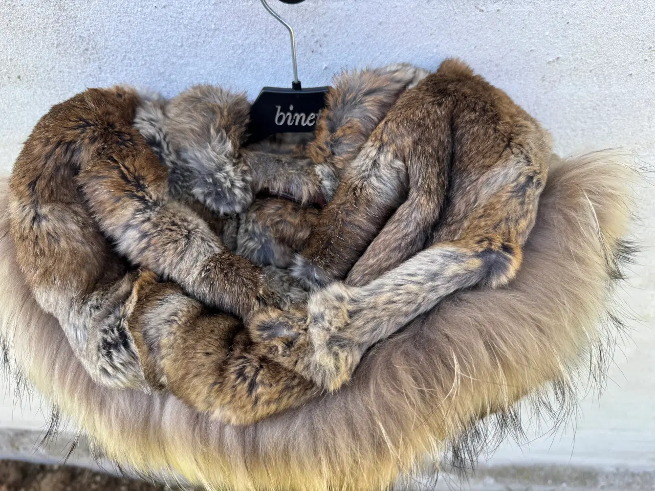 Billede 2 - Parajumpers lædervest med pelshætte