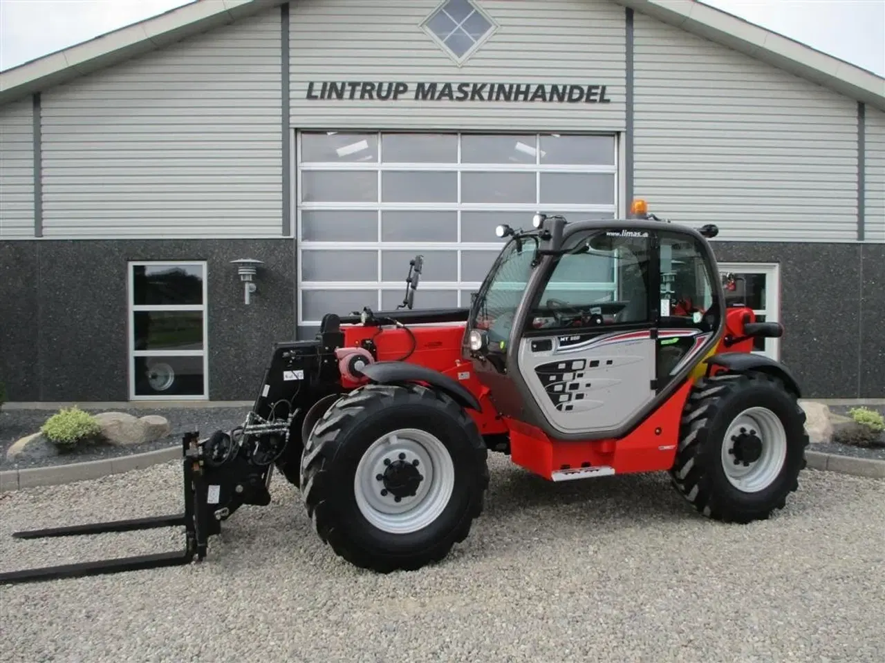 Billede 20 - Manitou MT932 Comfort Dansk maskine, med hydrauliske pallegafler.