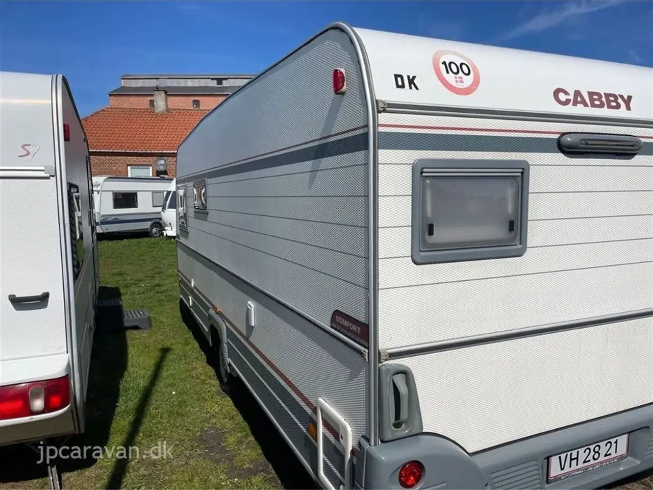 Billede 4 - 2006 - Cabby C55 55 550   Du får altid 13. mdr. garanti, vognen leveres fugt- og gastestet, synet og indregistreret, samt rengjort ind/- udvendigt. HUSK vi gerne tager din vogn i bytte.