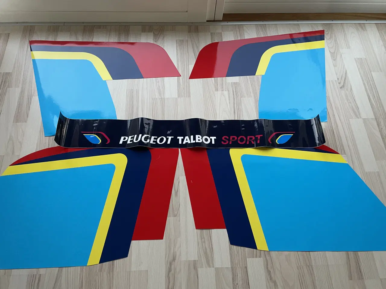 Billede 2 - Peugeot 205 Rally mærker 