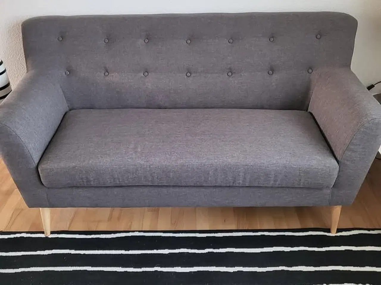 Billede 1 - Flot 2 persons sofa 