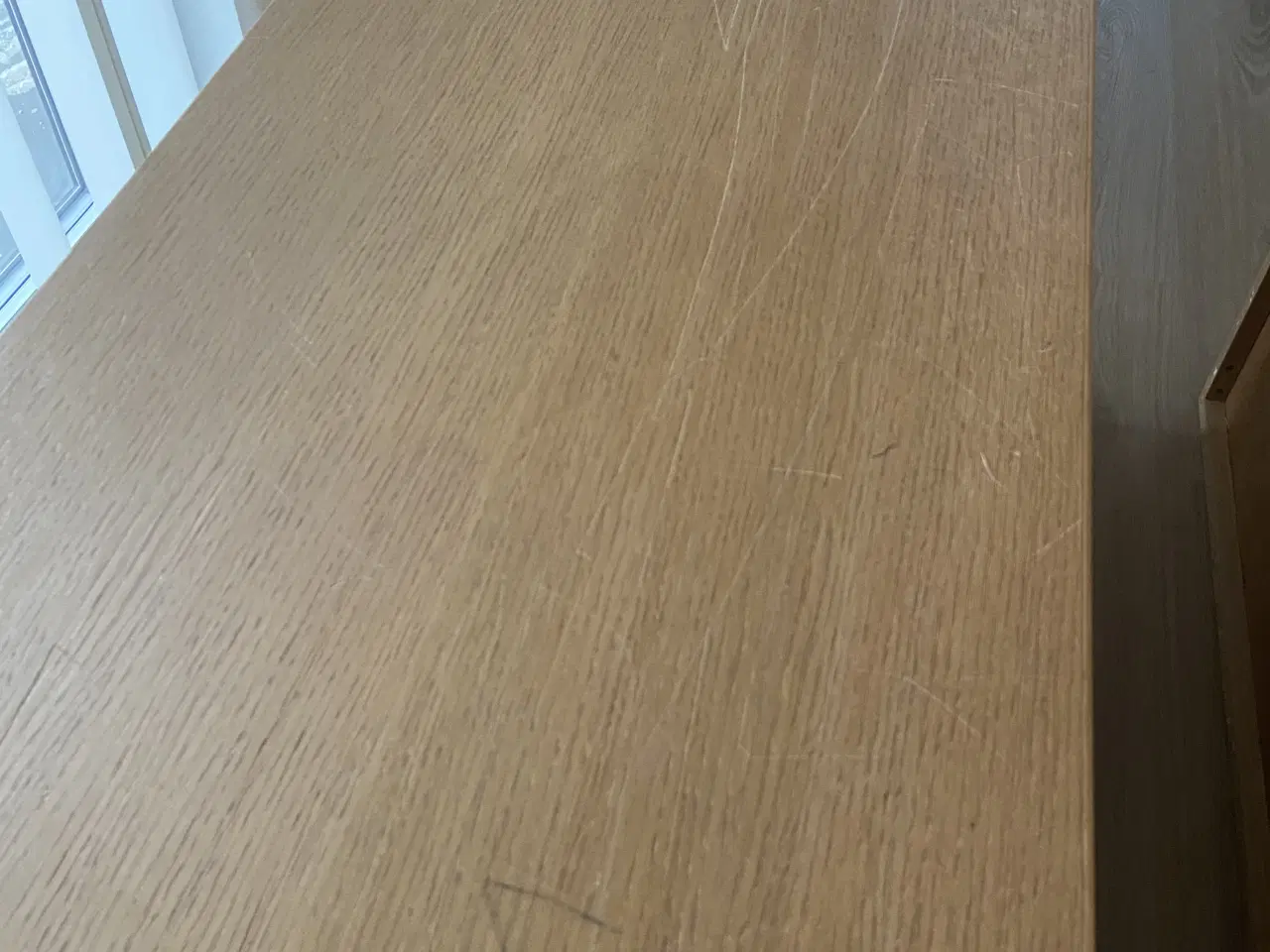 Billede 4 - Vitrine og skænk