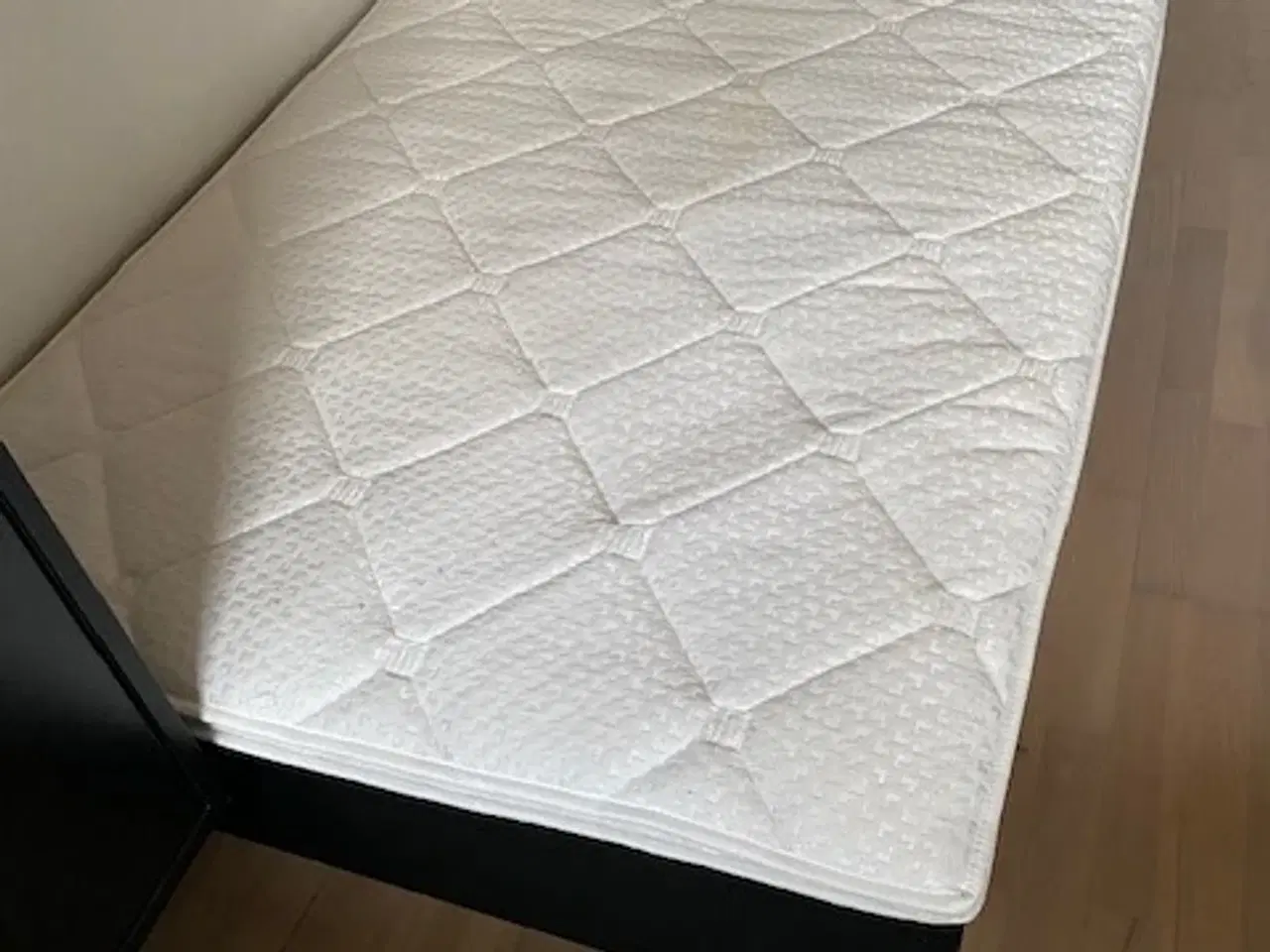 Billede 9 - 2 x boksmadras 90 x 200 (svarende til dobbeltseng)