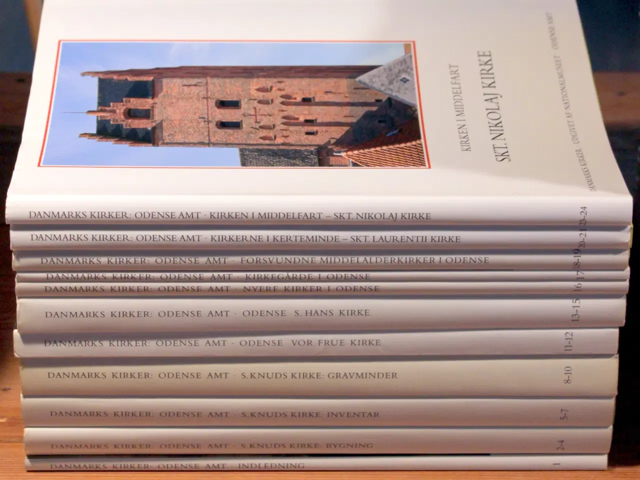 Billede 3 - Danmarks Kirker Ribe Amt, Odense Amt, Holbæk Amt.