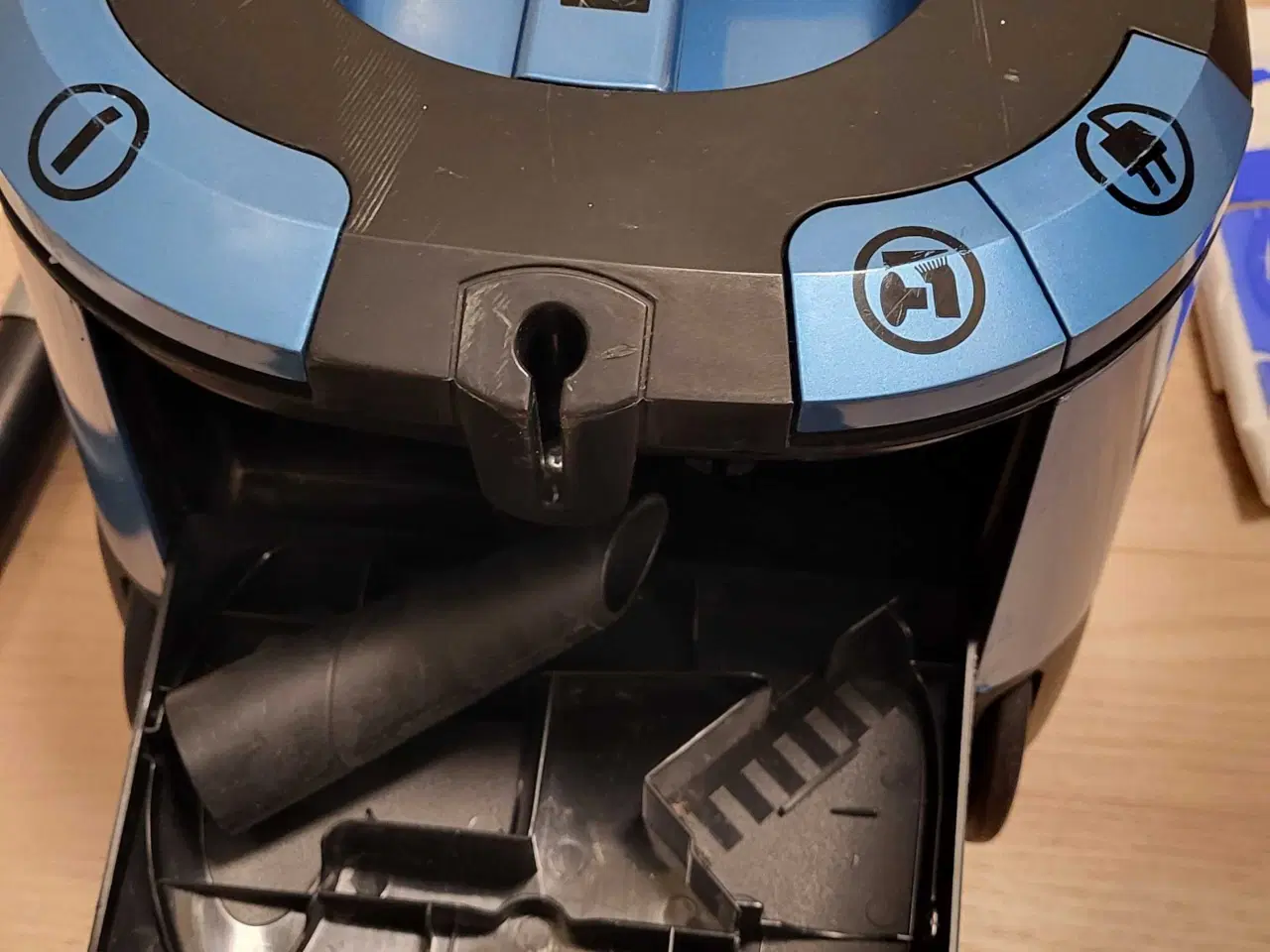 Billede 4 - Nilfisk Force 122