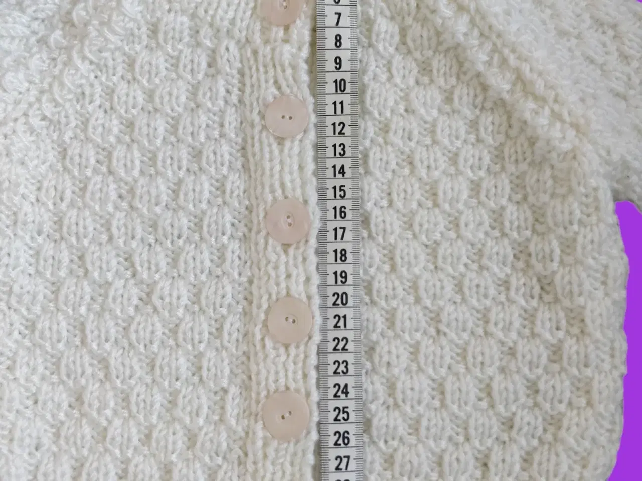 Billede 6 - håndlavede hvid baby cardigan sweater, str. 80