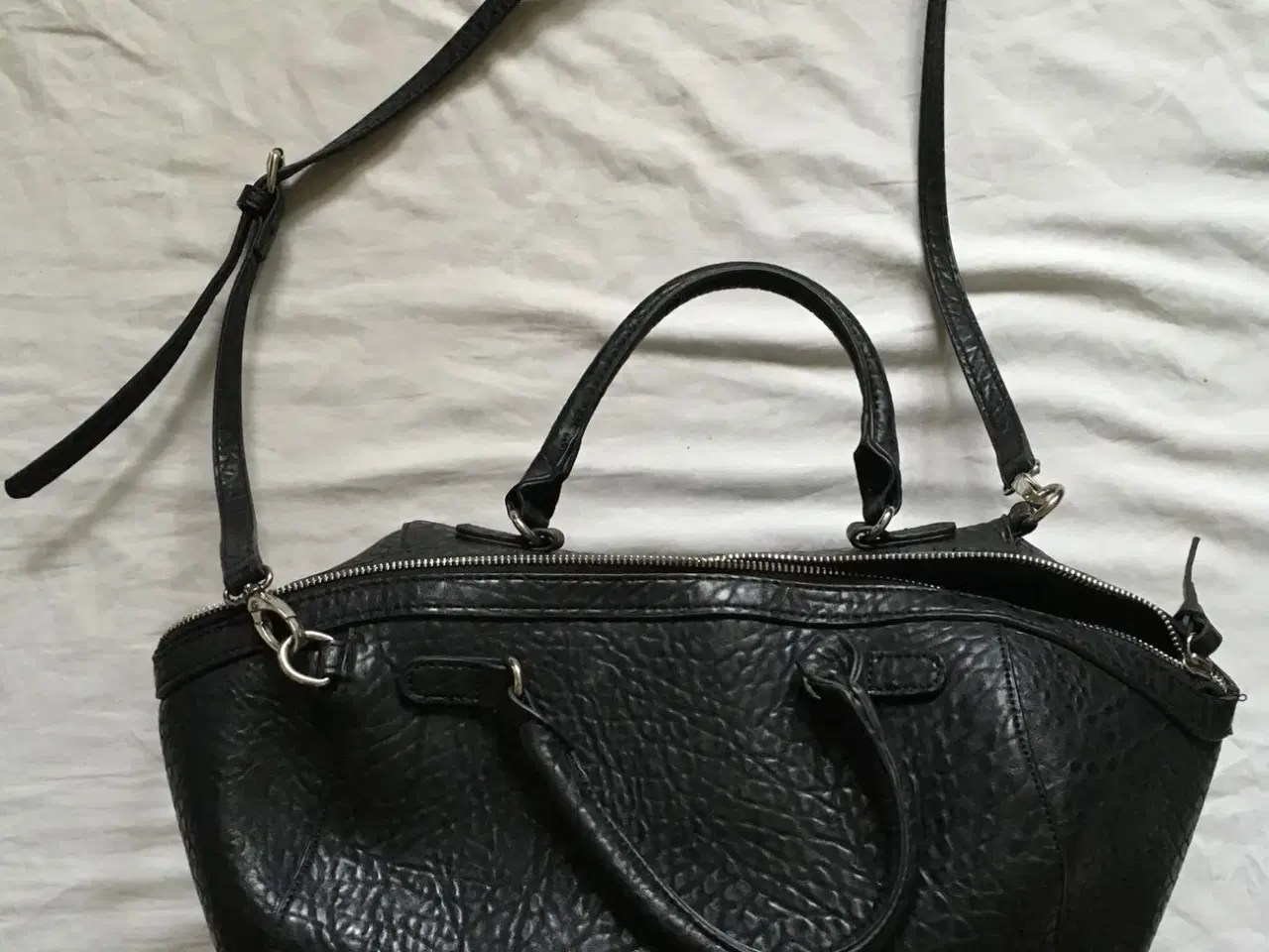 Billede 2 - Stor sort taske til salg