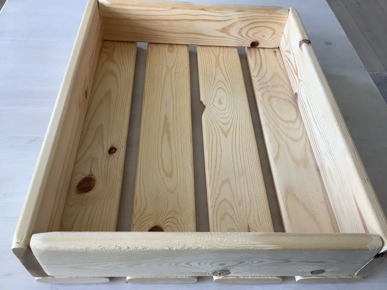 Billede 2 - Trækasse i lyst fyrretræ