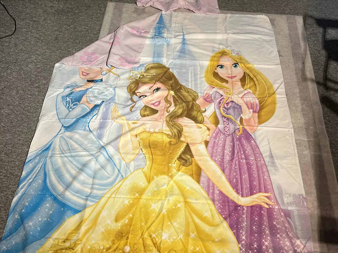 Billede 3 - 4 styk Disney sengetøj 140x200