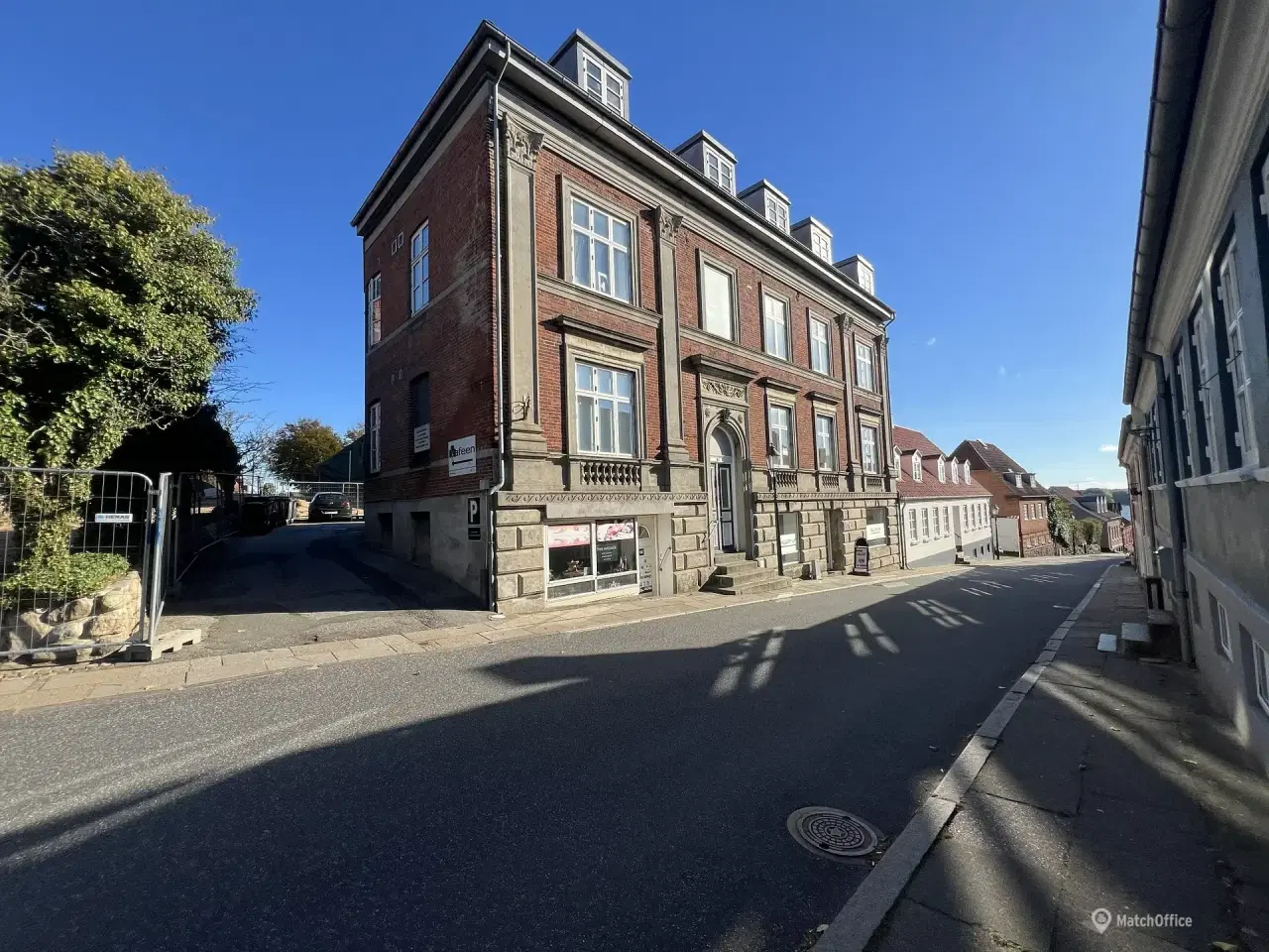 Billede 1 - Erhverv til kontor, butik, klinik eller lign.