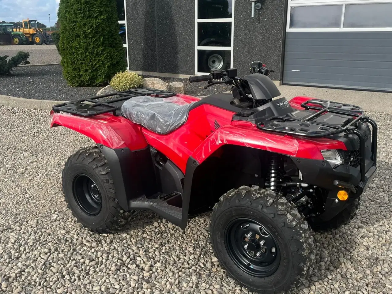 Billede 13 - Honda TRX 420 FE Vi har altid et stort lager af nye Honda ATV, så der er også en til dig.