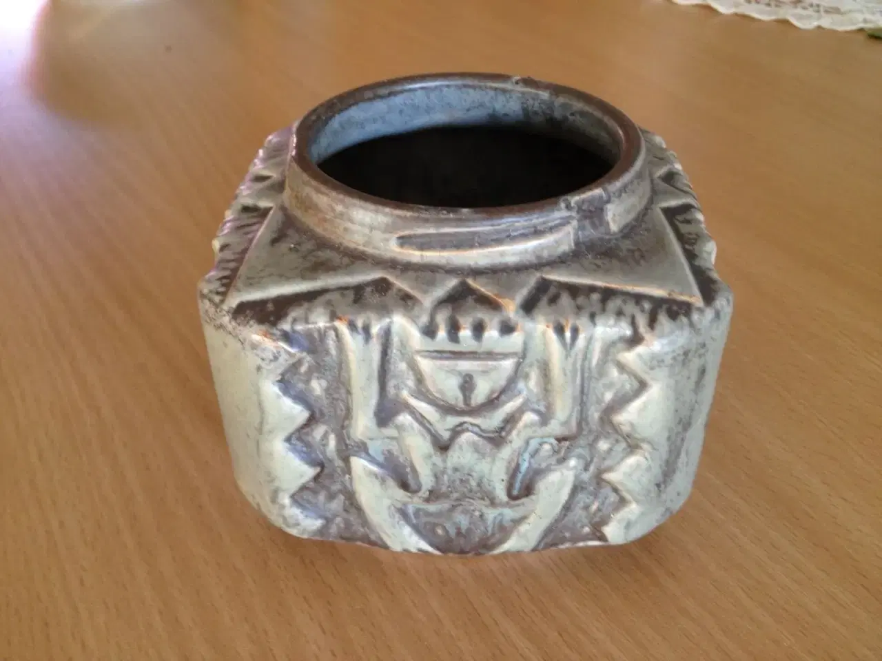 Billede 1 - Johgus keramik askebæger