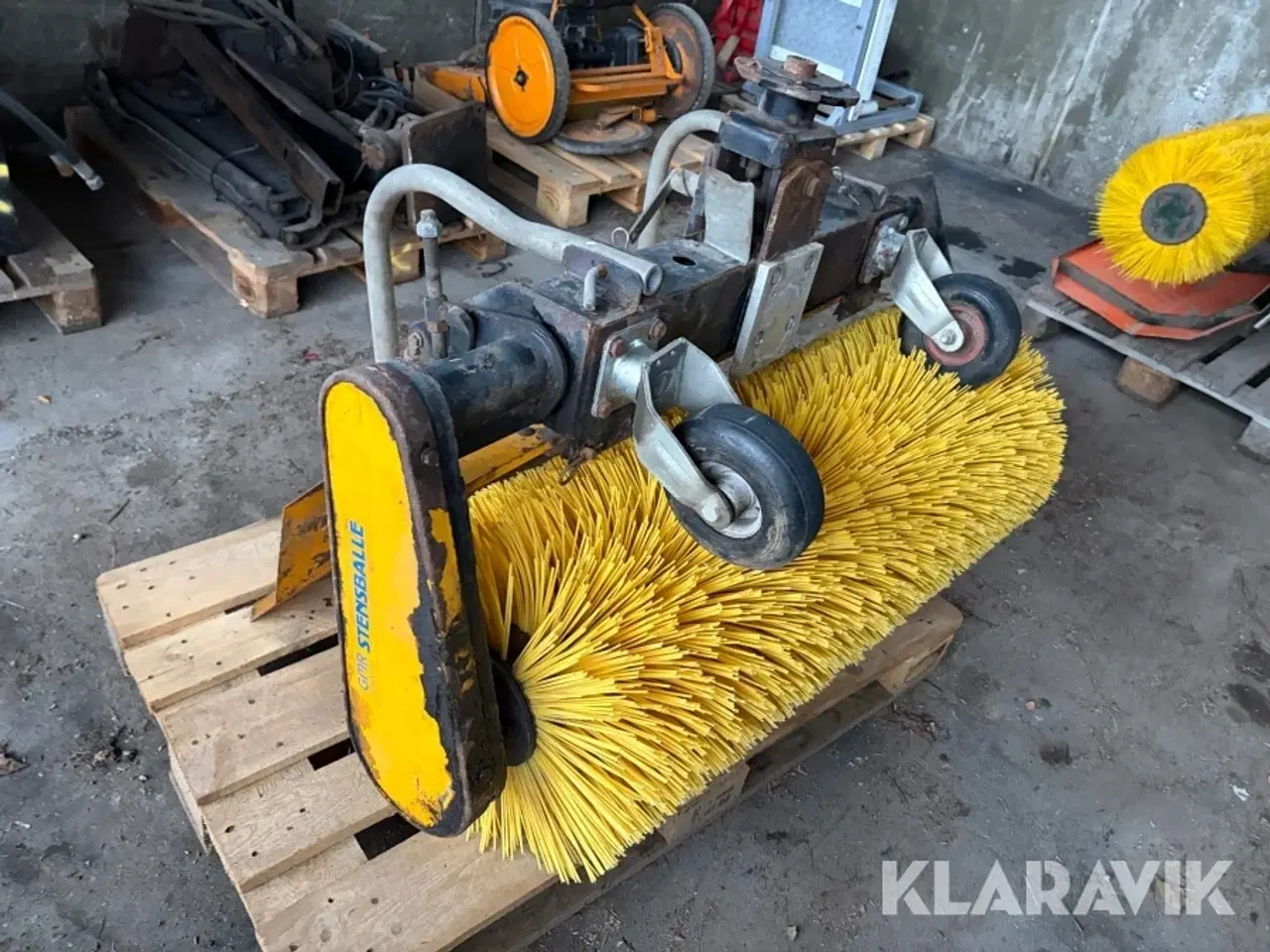 Billede 2 - Fejekost Stensballe