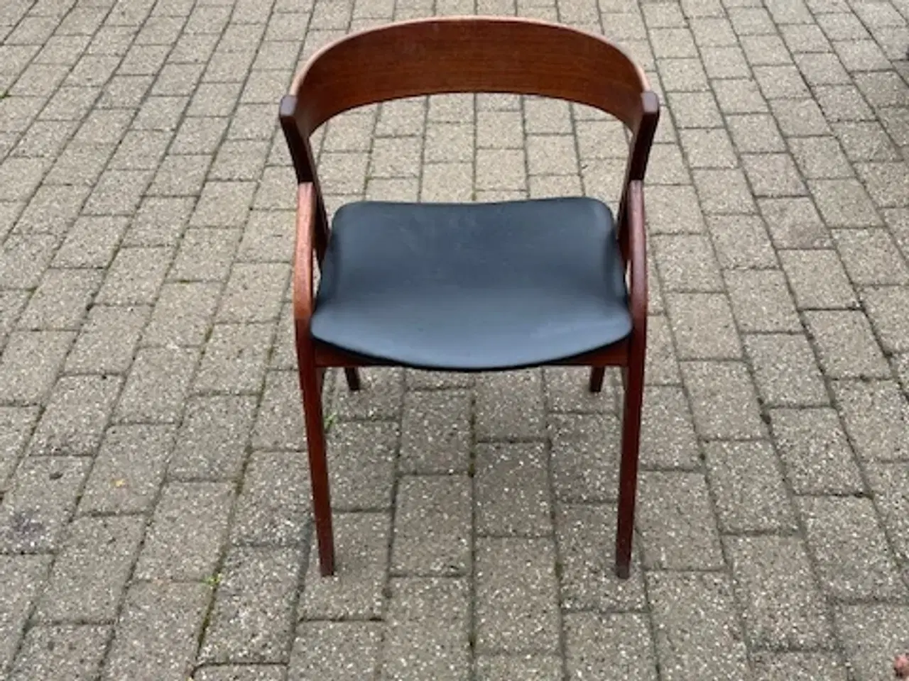 Billede 1 - Gl kontorstol