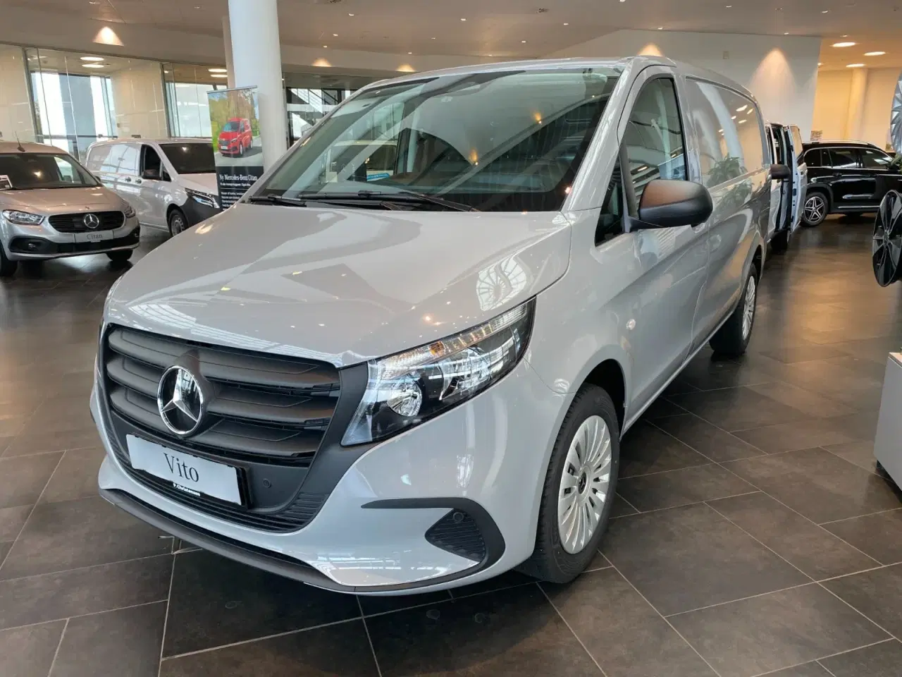 Billede 1 - Mercedes Vito 114 2,0 CDi A2 Kassevogn PRO RWD