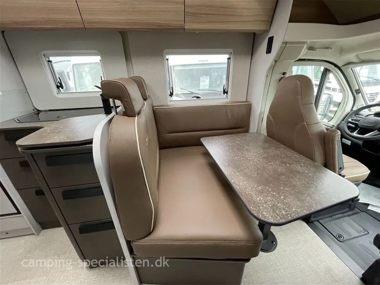 Billede 9 - 2026 - Bürstner B66 TD 690   NYHED! Bürstner B66 TD 690 2026 kampagnemodel - Kan ses nu hos Camping-Specialisten.dk