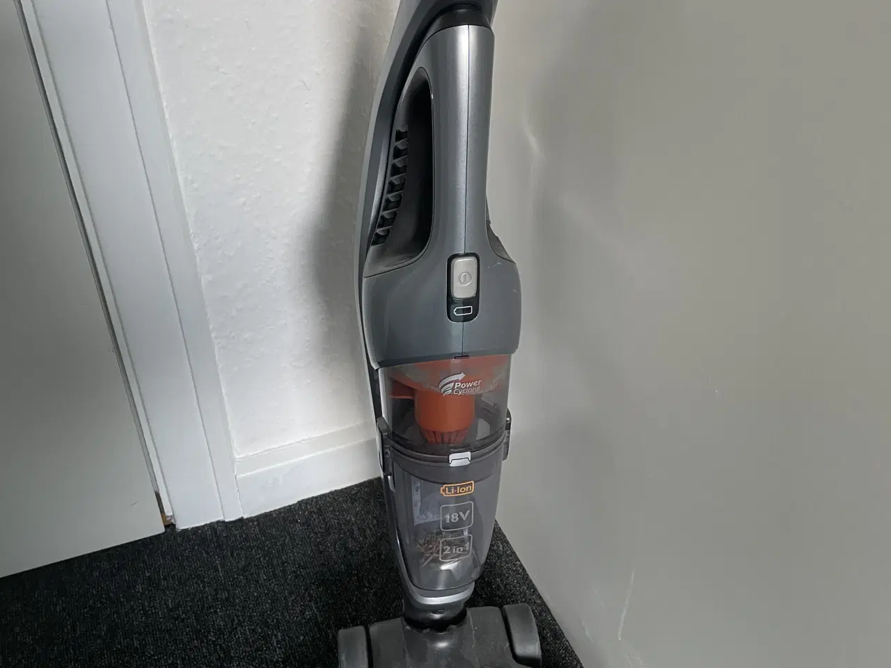 Billede 3 - Philips ledningsfri støvsuger 18v