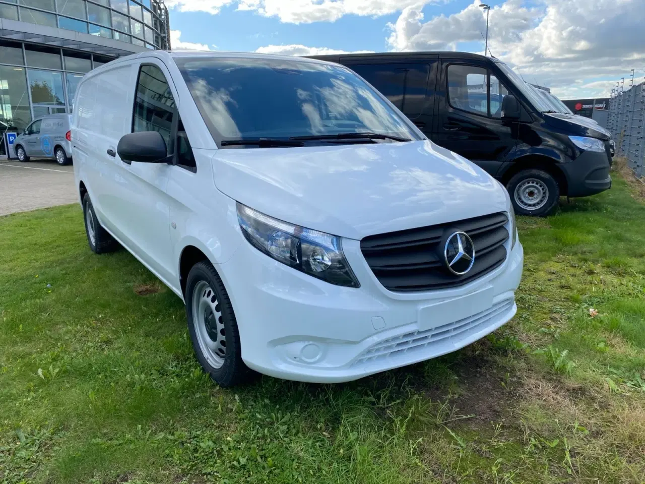 Billede 1 - Mercedes Vito 114 2,0 CDi Kassevogn aut. L RWD