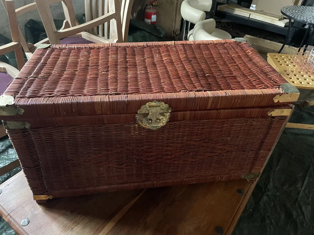 Billede 1 - Kistebænk i flet