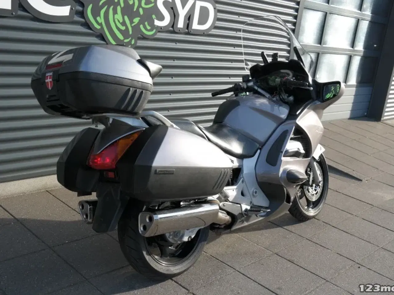 Billede 3 - Honda ST 1300 Pan European MC-SYD       BYTTER GERNE
